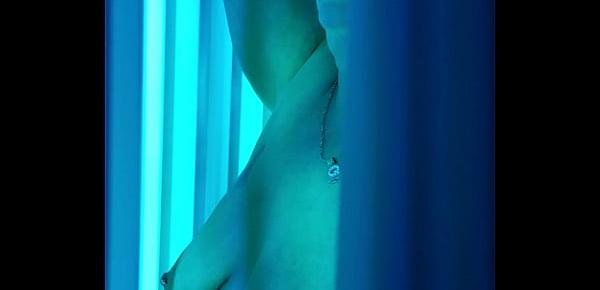  Rose in the tanning booth